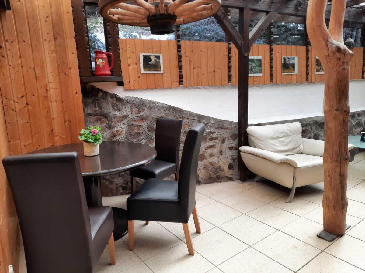 Haus Waldeck Daire Furtwangen Dış mekan fotoğraf